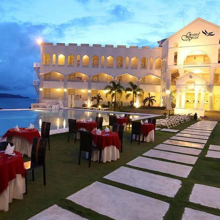 Boracay Grand Vista Resort & Spa Yapak Bagian luar foto