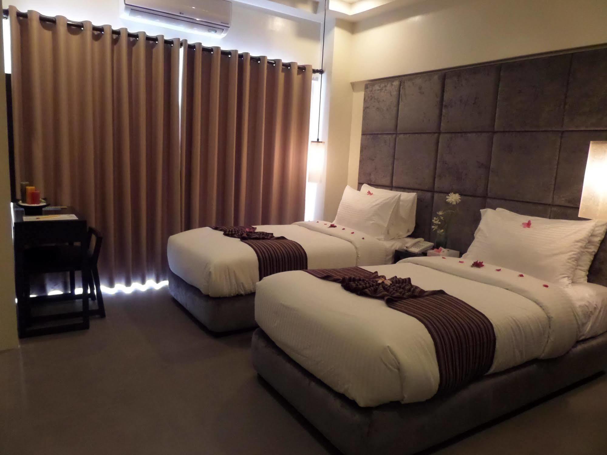 Boracay Grand Vista Resort & Spa Yapak Bagian luar foto