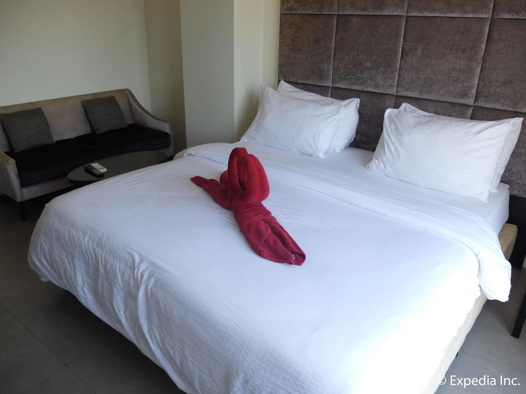 Boracay Grand Vista Resort & Spa Yapak Bagian luar foto