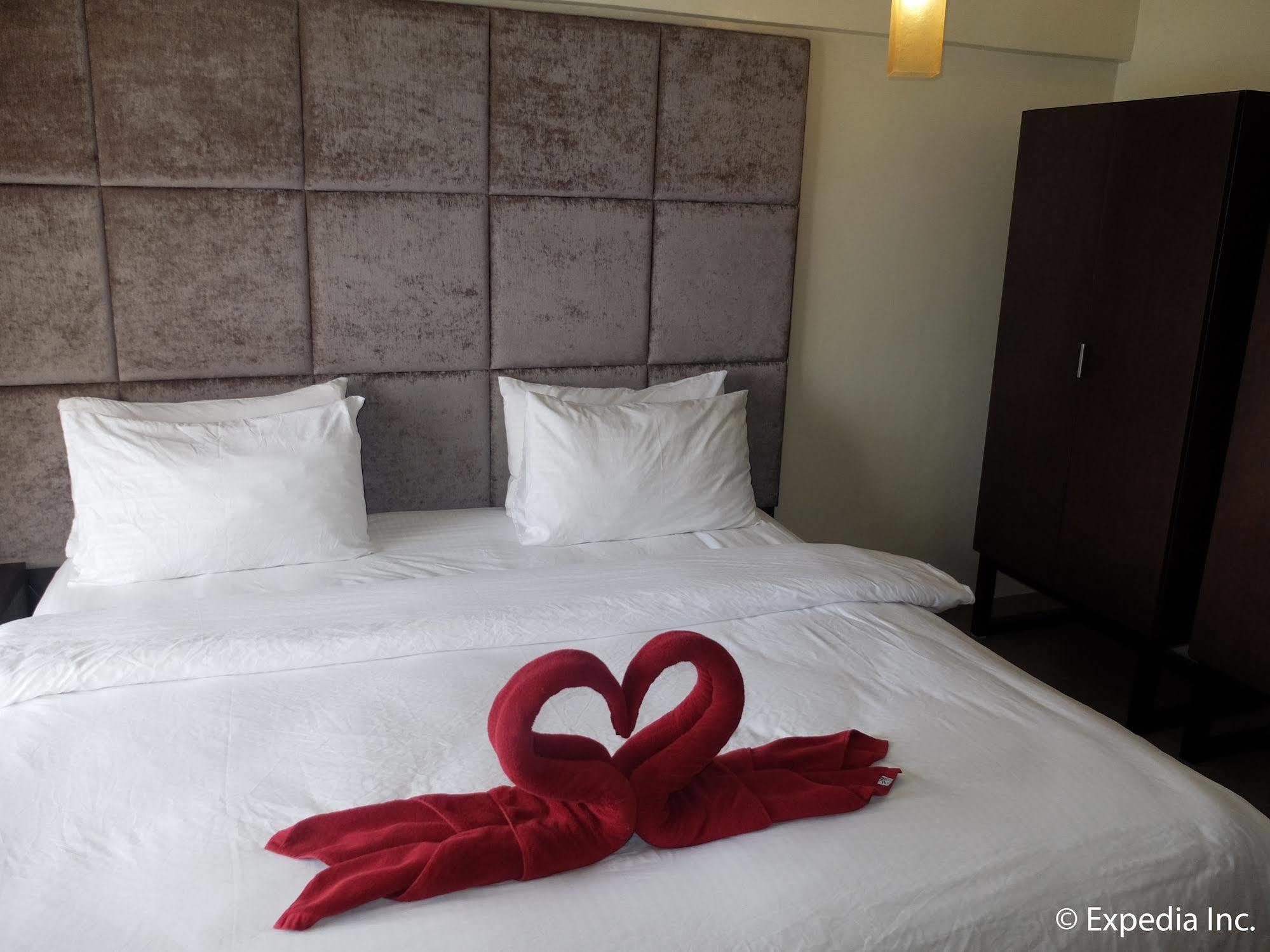 Boracay Grand Vista Resort & Spa Yapak Bagian luar foto