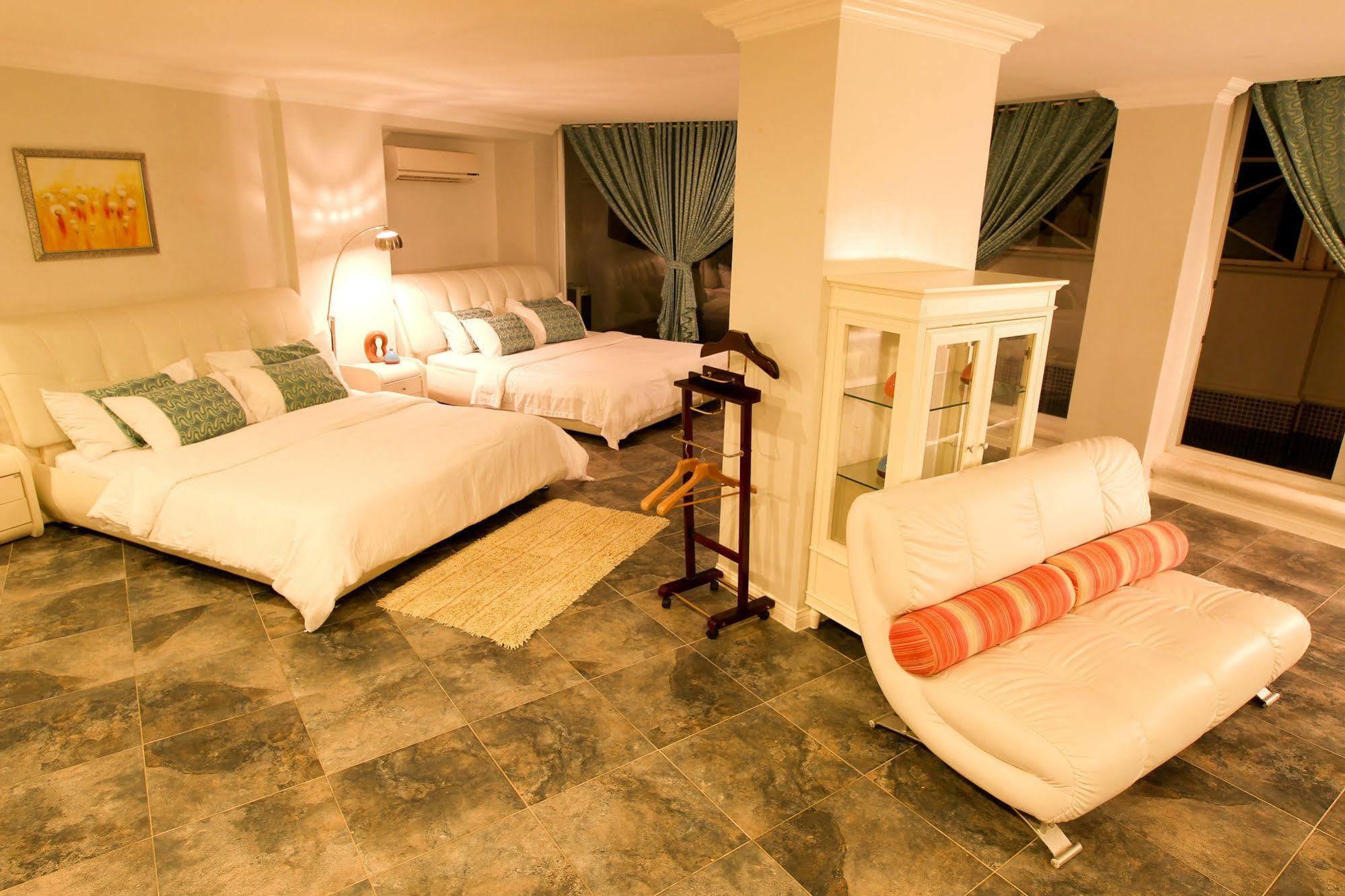Boracay Grand Vista Resort & Spa Yapak Bagian luar foto