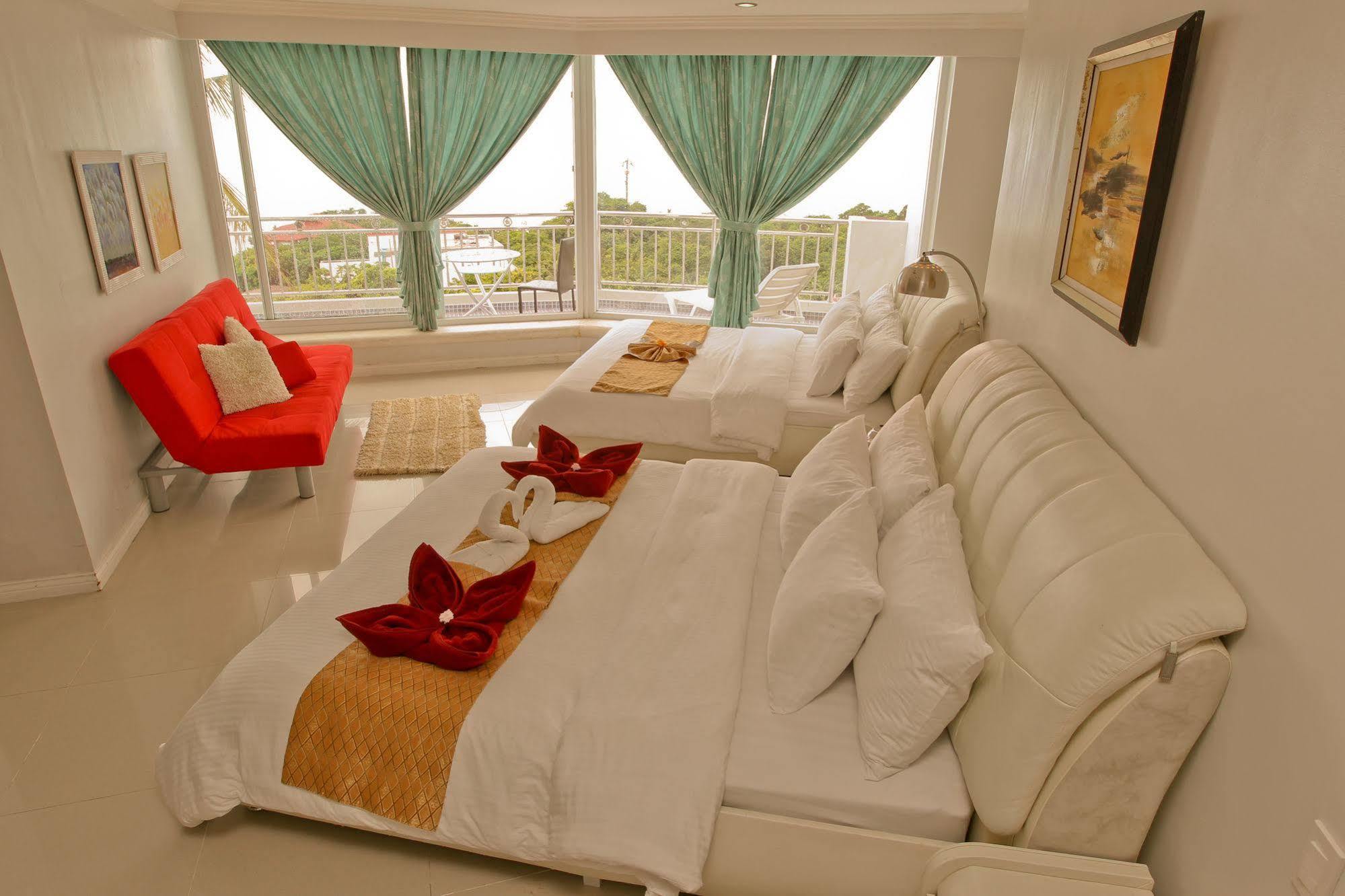 Boracay Grand Vista Resort & Spa Yapak Bagian luar foto